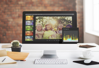 Photo Editor Histogram Setting Concept