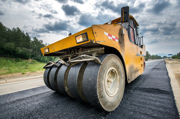 Road construction vehicle