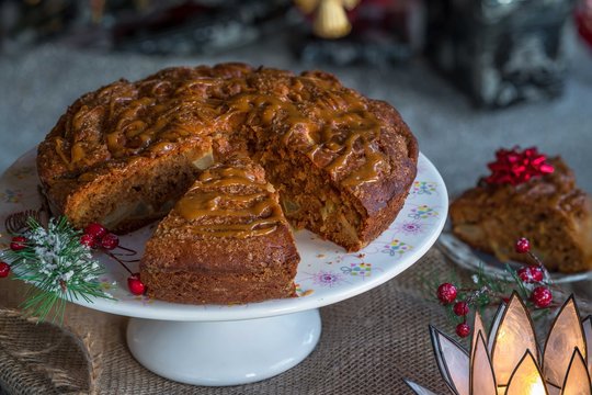 Caramel Apple Cake