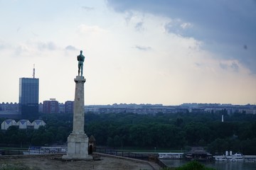 Fototapeta na wymiar Belgrade statue