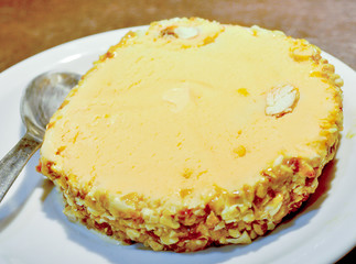 Almond ice cream on a plate