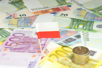 Die Flagge von Polen und Euro Geld