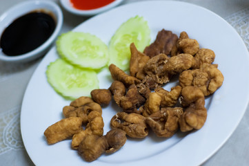 Crispy Fried Pork Chitterlings