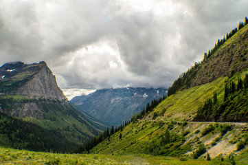 Obraz na płótnie Canvas Glacier National Park - Mountains