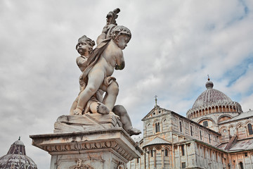 Fototapeta premium Pisa, Tuscany, Italy: sculpture Fontana dei Putti