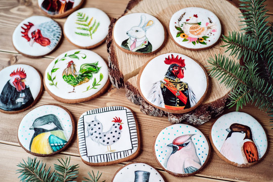 Gingerbread cookies with roosters