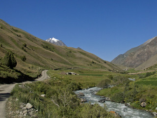 Fototapeta na wymiar Alay Mountains of Kyrgyzstan