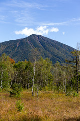 男体山