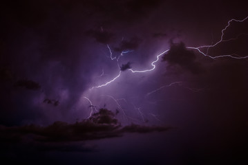 Cloud to cloud lightning