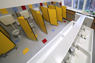 bathroom for  children in primary school - obrazy, fototapety, plakaty