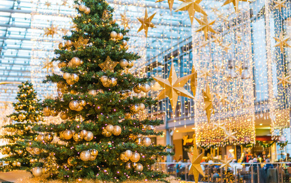 Christmas Holiday Decorations In A Commercial Mall