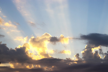 Obraz na płótnie Canvas colorful sunset with clouds