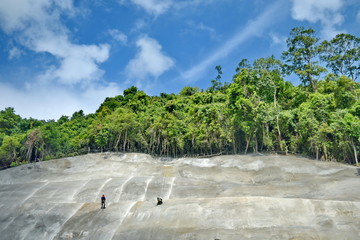 view from  the mountain to the sea 