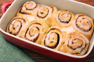 Rolls of puff pastry with cinnamon