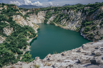 Obraz na płótnie Canvas Cliffs of Tourist Attraction in chonburi, Grand Canyon Chonburi is an old mine pit