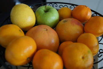 Vitamine pur ! - Winterliche Obstschale