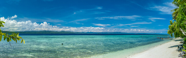 Fototapeta na wymiar Beach on Kri Island, Raja Ampat, Indonesia, West Papua.
