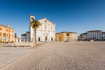 Fototapeta na wymiar The square of Palmanova, venetian fortress in Friuli Venezia Giu