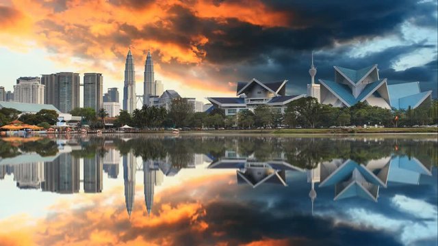 Kuala Lumpur, Malaysia skyline Time lapse
