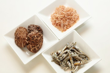 和風だしの材料