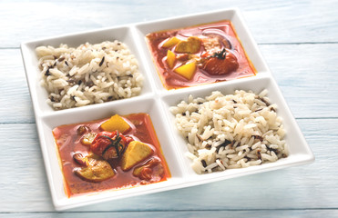 Thai yellow curry with chicken and rice