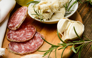 Salame e pesto di lardo