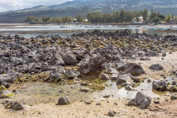 Bassin Pirogue à marée basse, L'Etang-Salé-les-Bains, île de la Réunion 