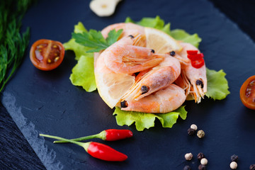 Shrimps and vegetables 