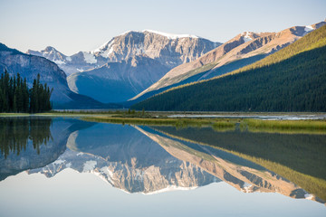 Mount Athabasca from Icefields Parkway, Jasper Nat'l Park, Alber