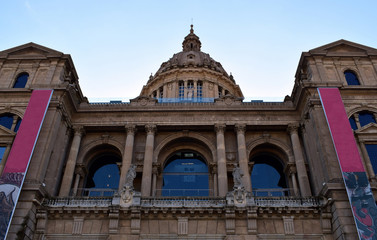 Obraz premium Palacio Nacional en la montaña de Montjuic, en Barcelona.