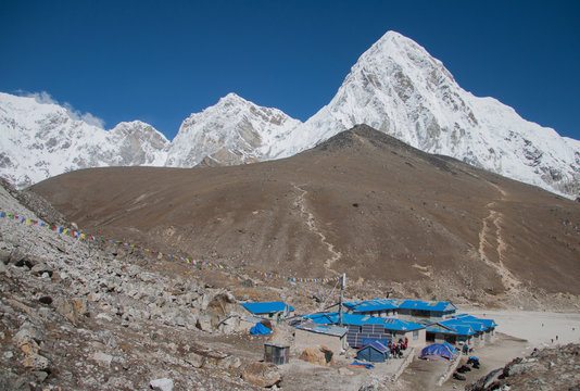 Village Gorak Shep under the mountain Pumo Ri