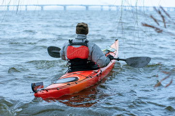 Fototapeta na wymiar winter kayaking on the river in Ukraine 06