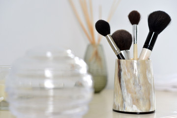 Makeup brushes - 130681771