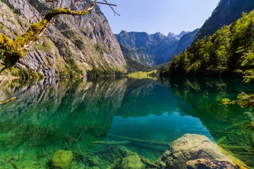Fototapeten Fantastic views of the turquoise Lake Obersee under sunlight. Dramatic and picturesque scene. Location famous resort: Nafels, Mt. Brunnelistock, Swiss Alps. Europe. Artistic picture. Beauty world. © daliu