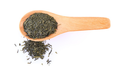 Fototapeta premium dry green tea in wood spoon