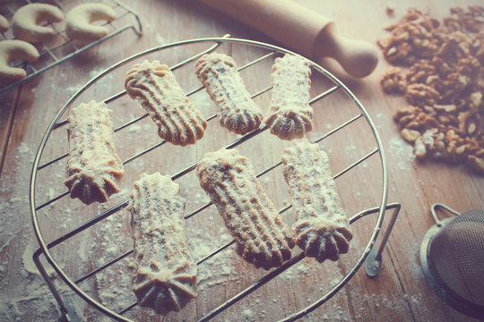 Vanillekipfel Bilder – Durchsuchen 3,464 Archivfotos, Vektorgrafiken ...