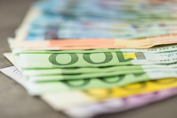 Viele Euro Geldscheine