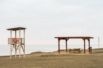 Puesto de vigilancia de socorrista y playa adaptada 2.0