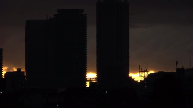 4K・都会の日没・タイムラプス_3-925