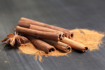 Cinnamon sticks