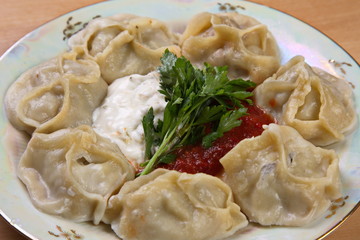 Plate with manta rays on the table.