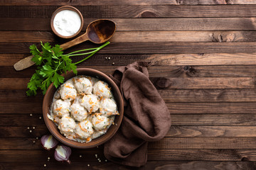 meatballs in cream sauce