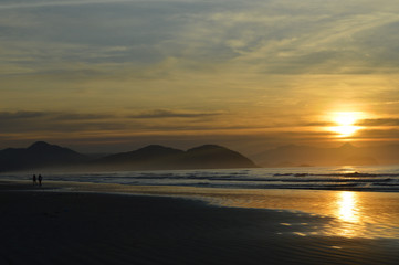 Caminhando na praia