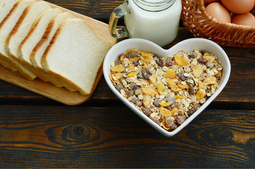 Quick and Easy Breakfast Dishes.
Many things for make and cooking easy breakfast menu.
