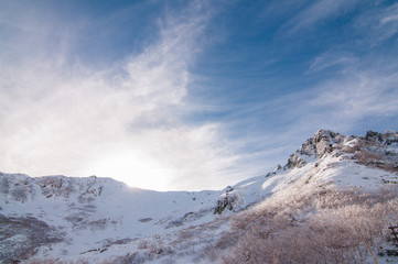Fototapeta na wymiar Snow on the mountain in winter season.