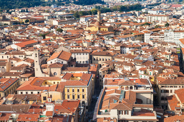 Fototapeta na wymiar above view of living quarters in Florence city