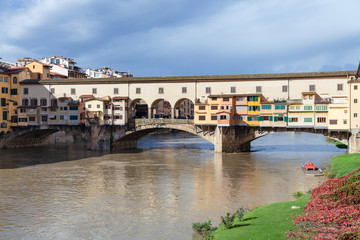 Fototapeta na wymiar view of Ponte Vecchio in sunny autumn day