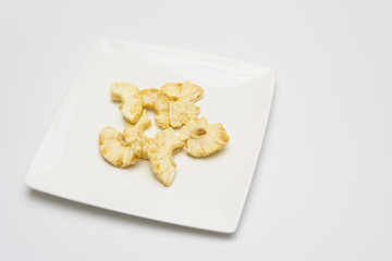 Sabrosos pedazos de piña crujiente