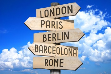 Wooden signpost - capital cities (London, Paris, Berlin, Barcelona, Rome) - great for topics like traveling etc. - obrazy, fototapety, plakaty
