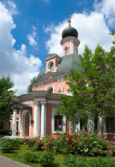 Fototapeta na wymiar Church of Catherine the Great Martyr on Vspolye